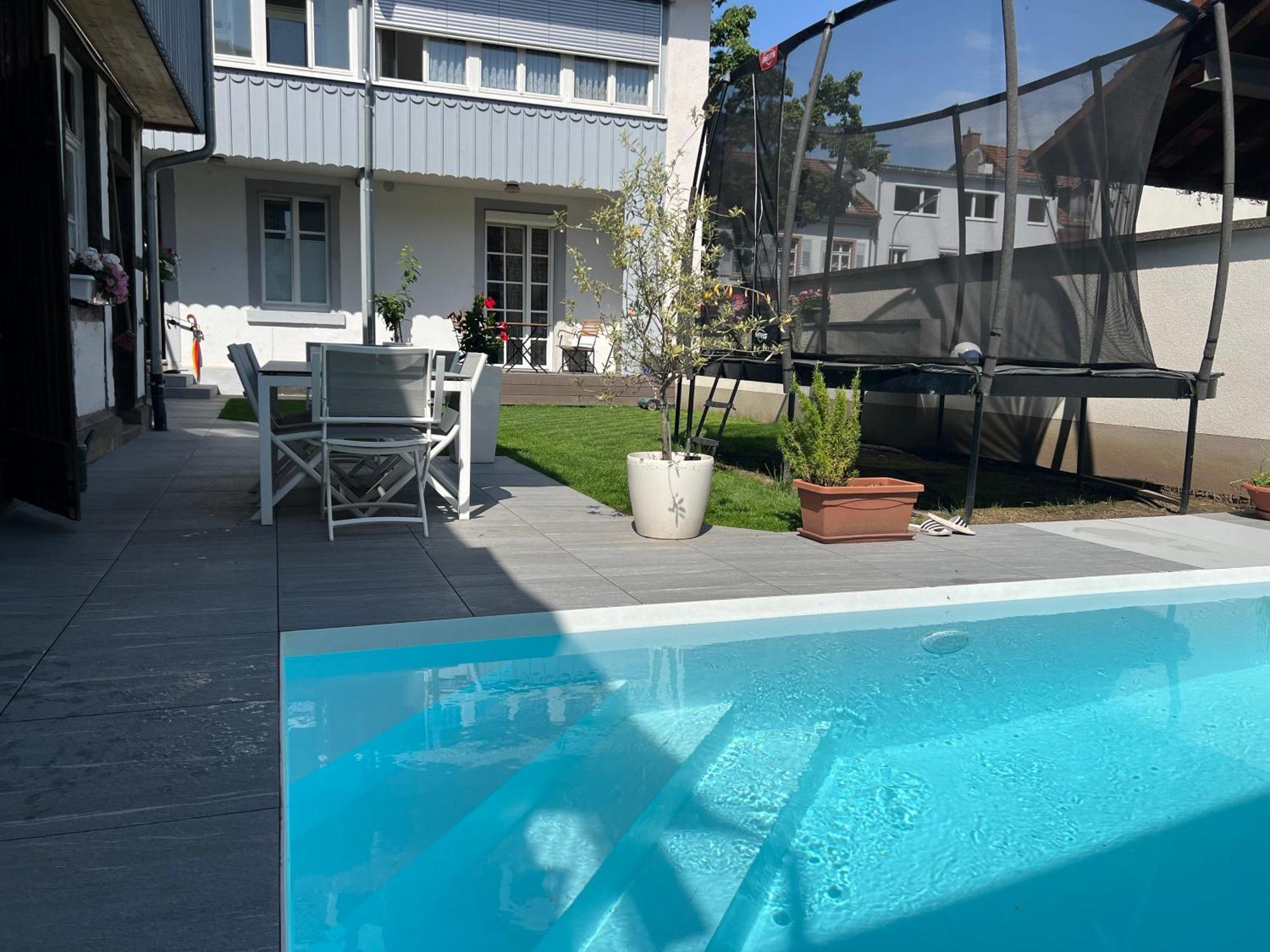 Citydreams Mit Altbauflair Die Premiumunterkunft In Loerrach Bei Basel Luaran gambar